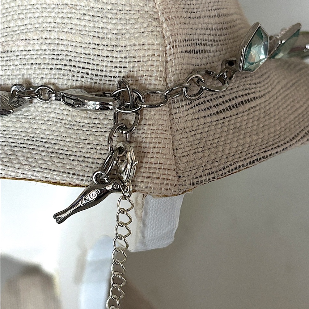 Chloe + Isabel Pacific Dreams MO’OREA Turquoise Necklace - Picture 6 of 7